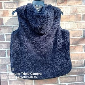 Weatherproof XXL sherpa vest.